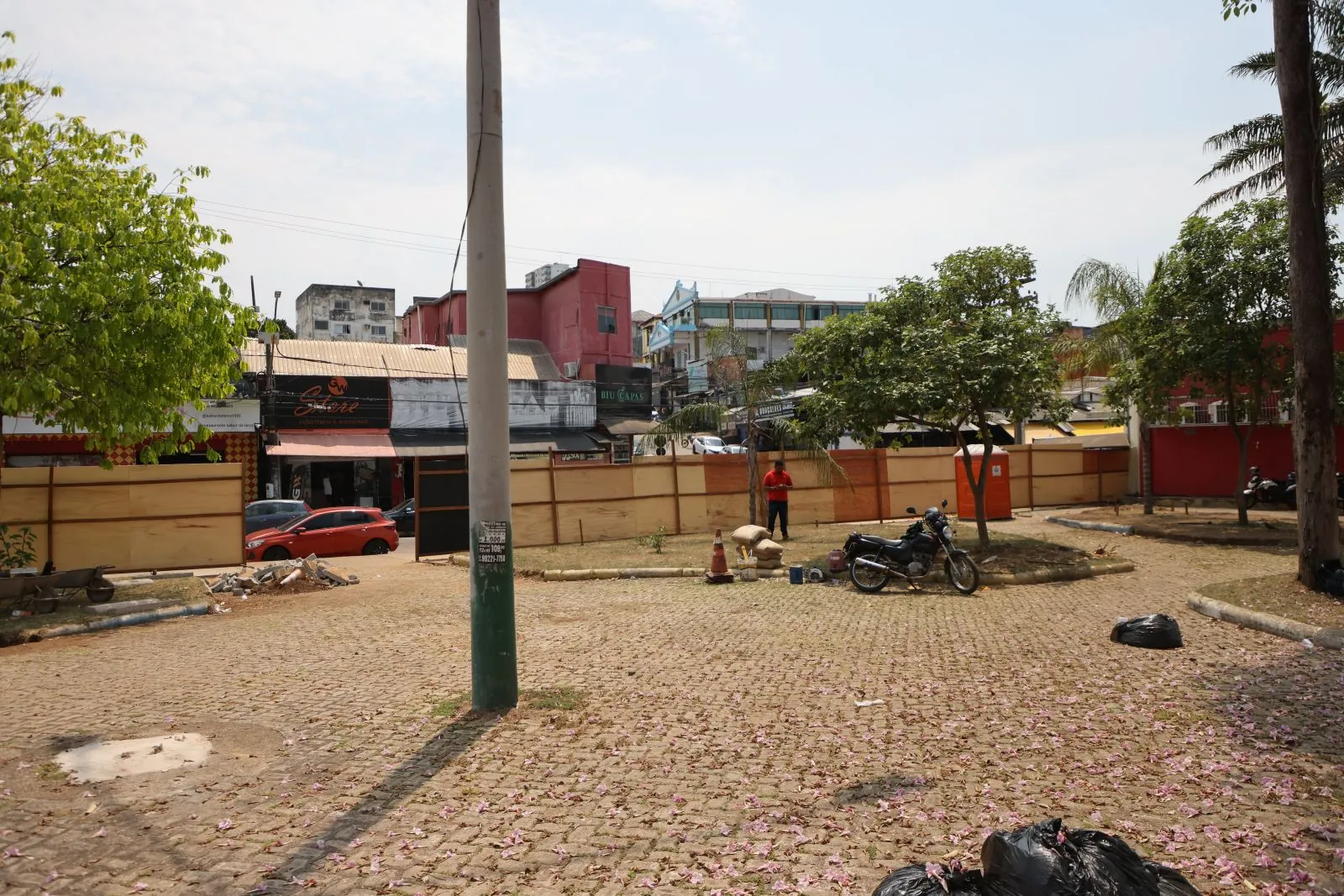 HISTÓRIA VIVA - Praça Jonathas Pedrosa é revitalizada em comemoração aos 111 anos de Porto Velho

